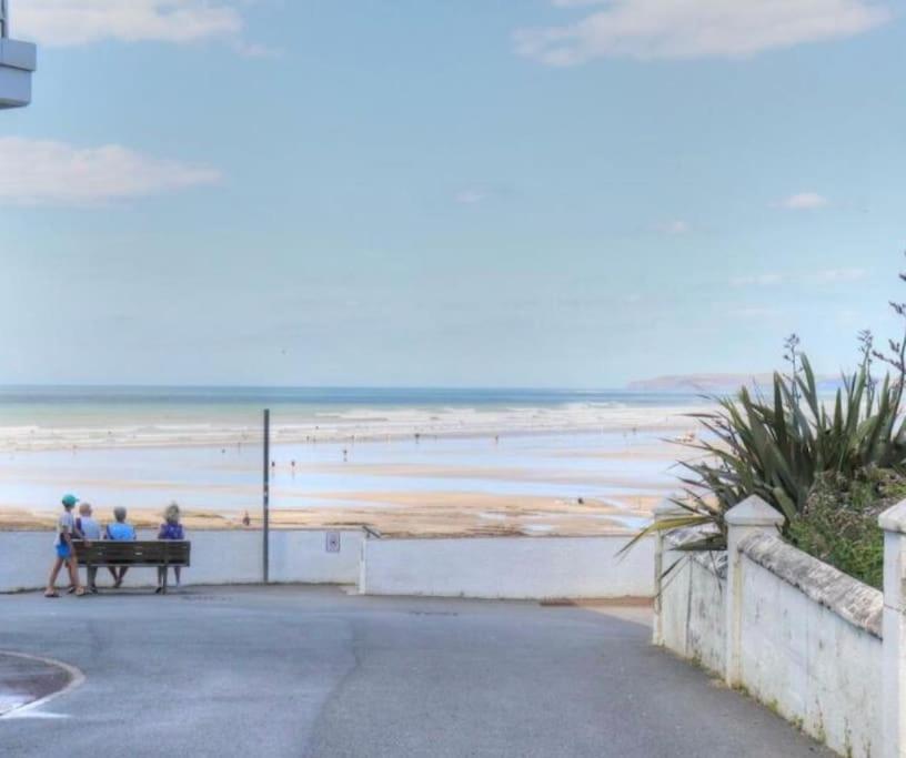 Seaside Modern Apartment Westward Ho!  Extérieur photo